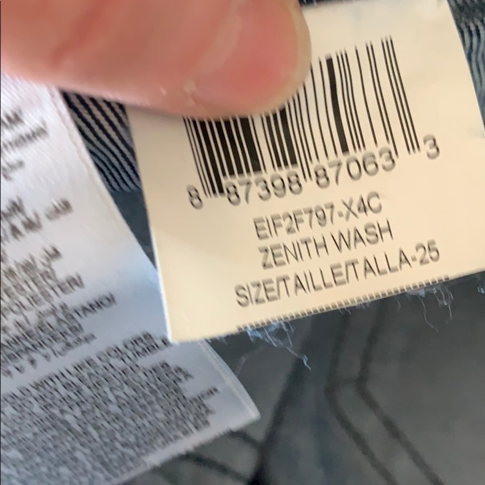 BCB Generation Jeans - Picture 6 of 6